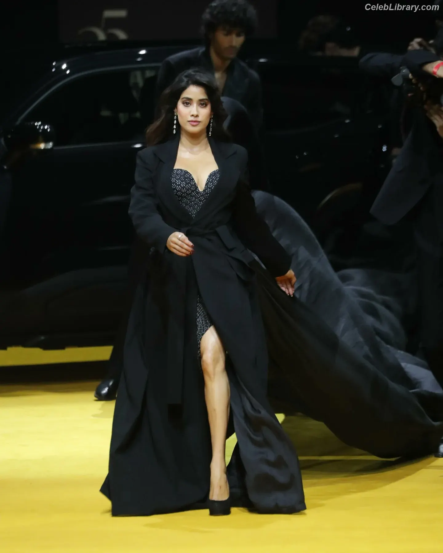 Janhvi Kapoor photo 6 of 234