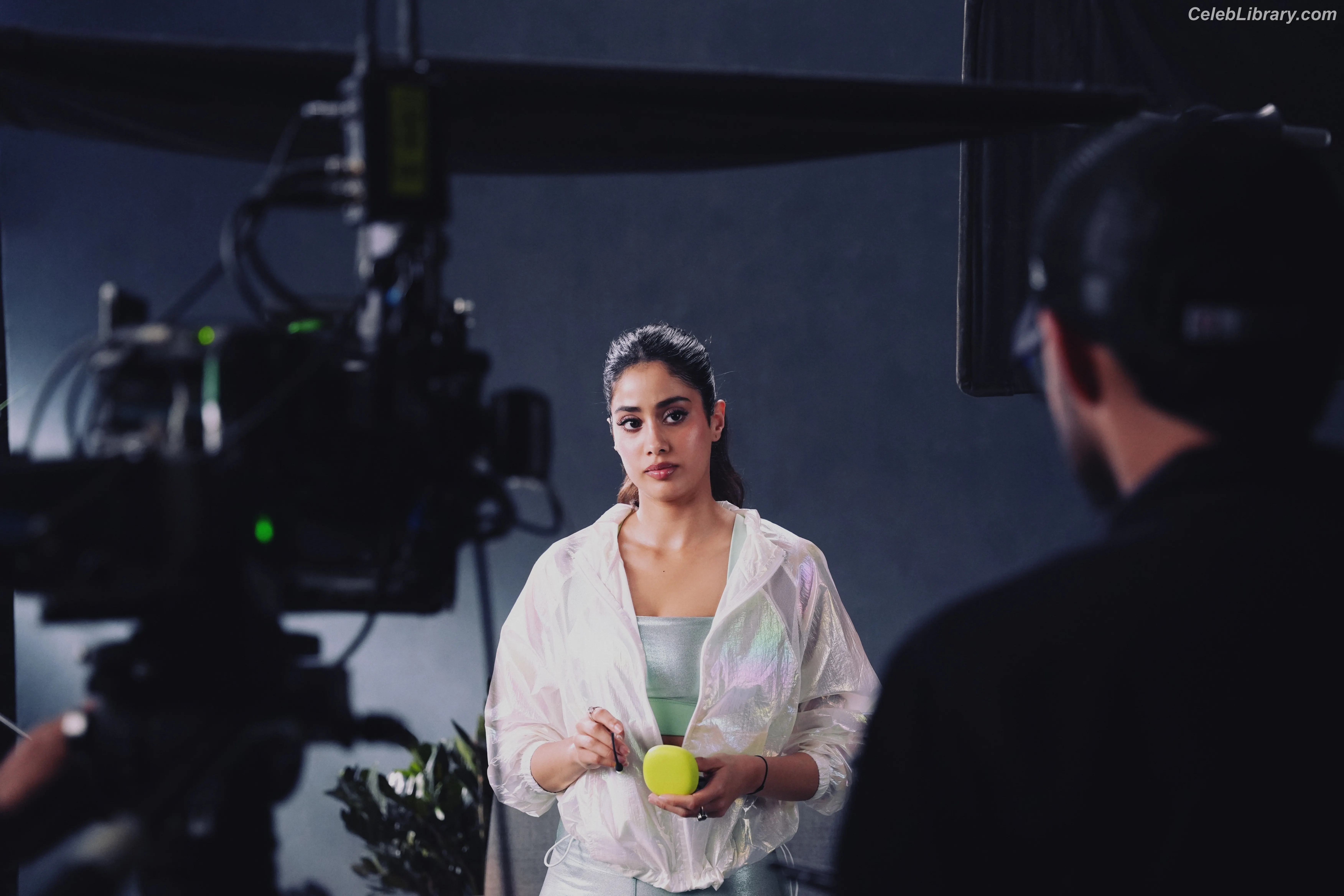 Janhvi Kapoor photo 24 of 234