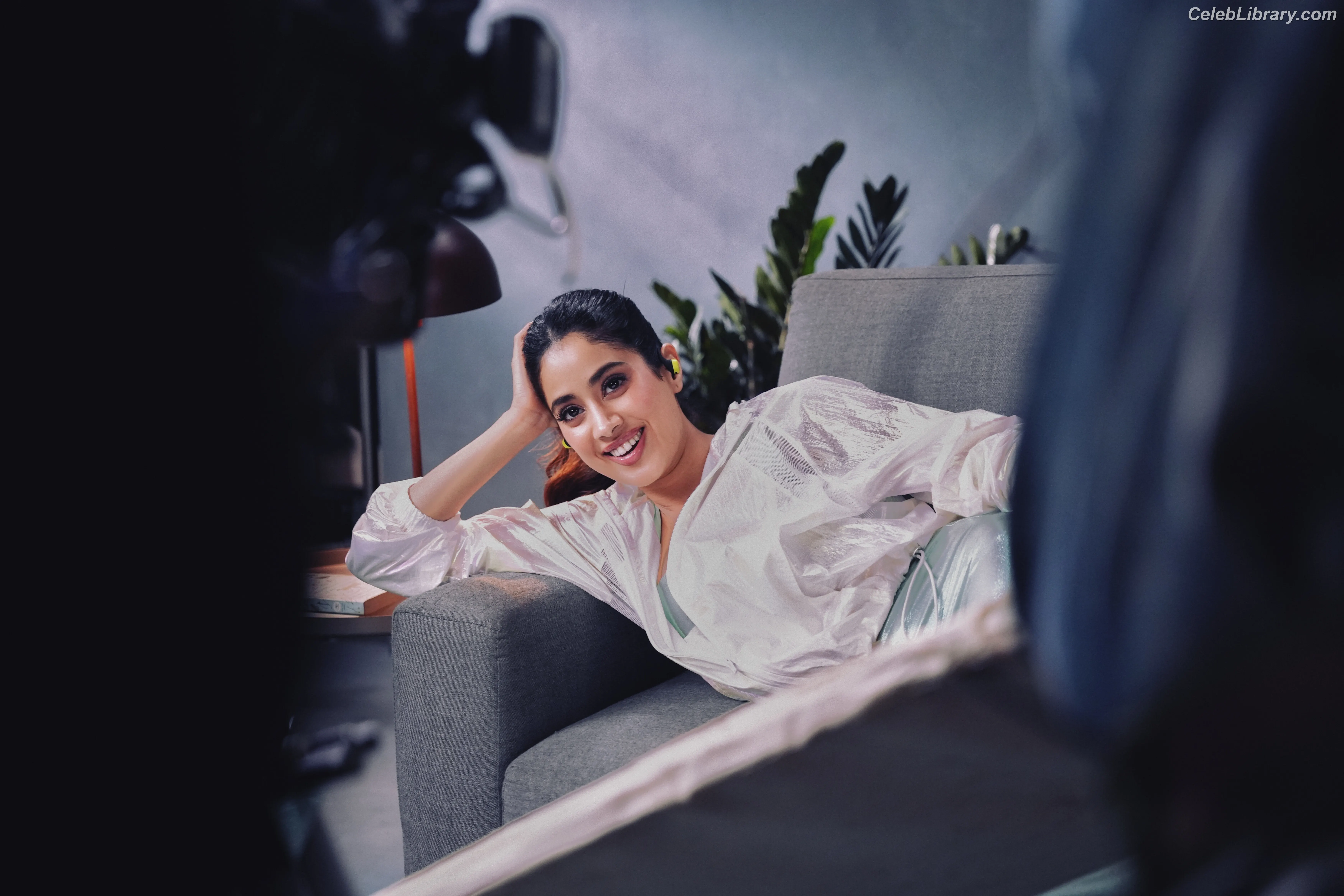 Janhvi Kapoor photo 3 of 234
