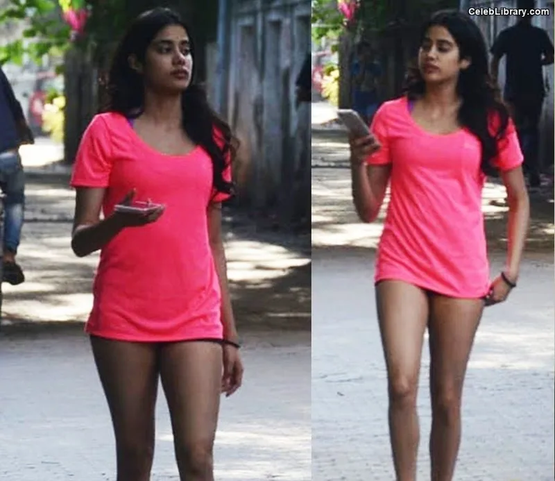 Janhvi Kapoor photo 18 of 235
