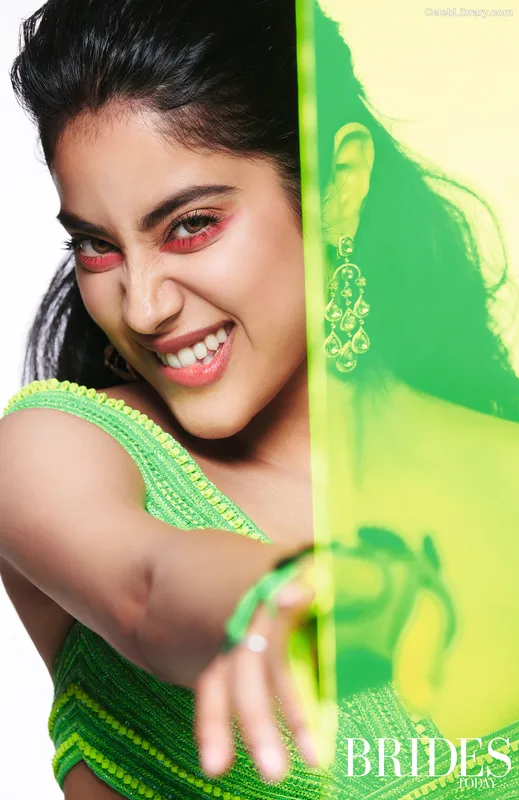 Janhvi Kapoor photo 20 of 235