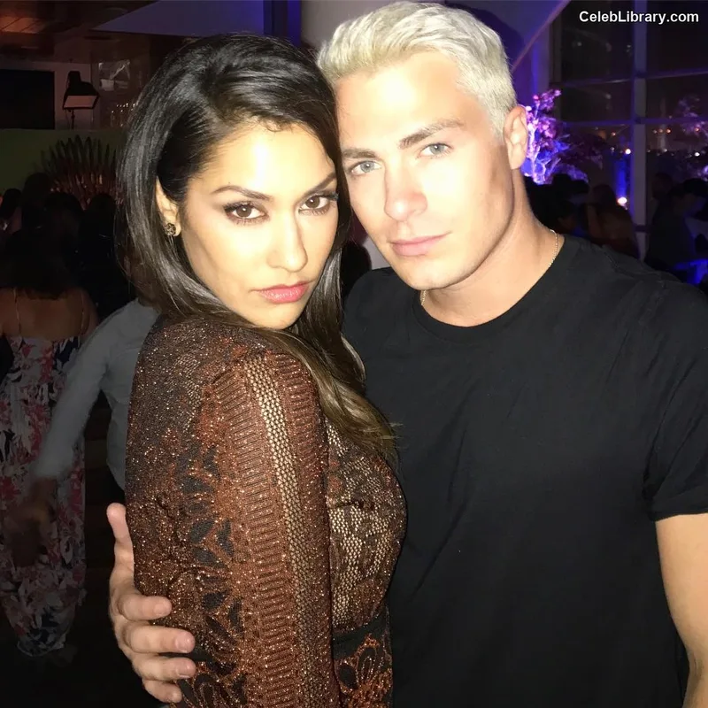 Janina Gavankar photo 5 of 229