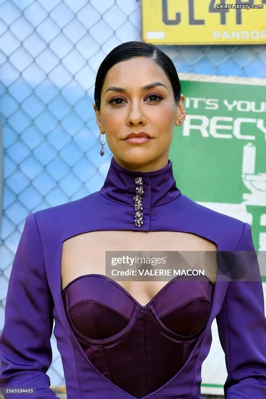 Janina Gavankar photo 24 of 229