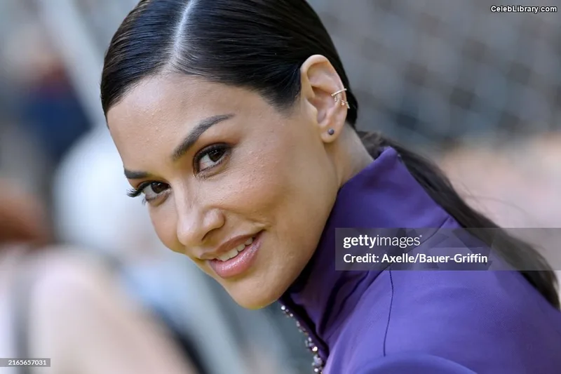 Janina Gavankar photo 12 of 229