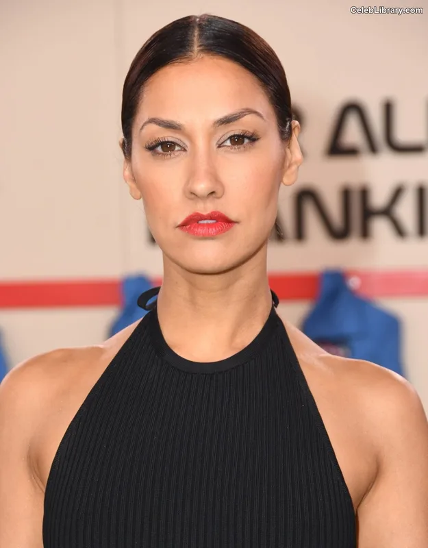 Janina Gavankar photo 13 of 229
