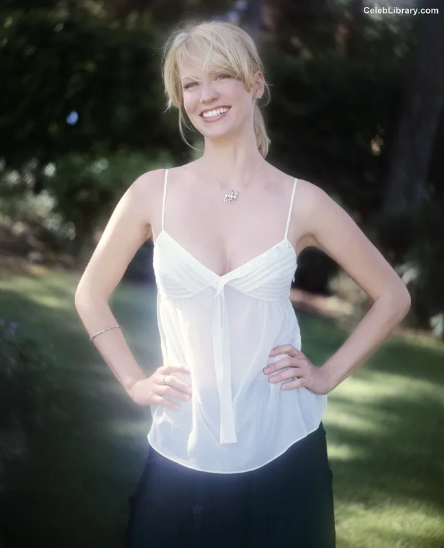 January Jones photo 13 of 302