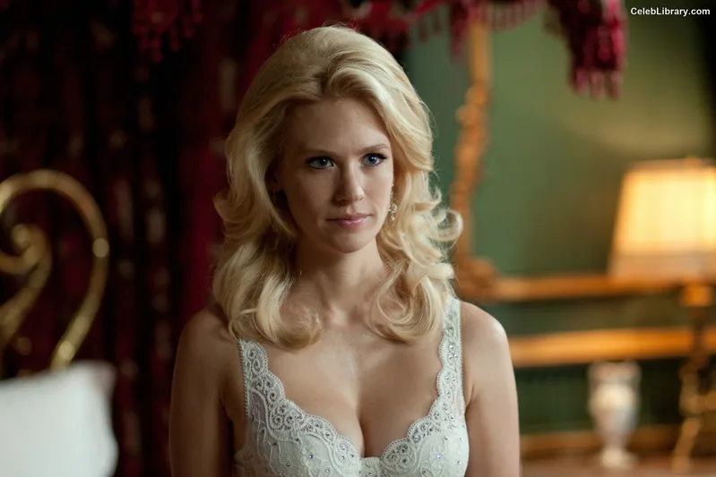 January Jones photo 18 of 302