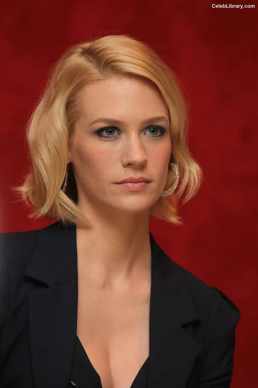 January Jones photo 18 of 302