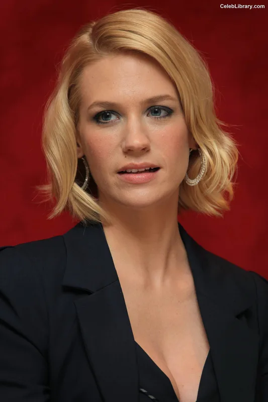 January Jones photo 19 of 302