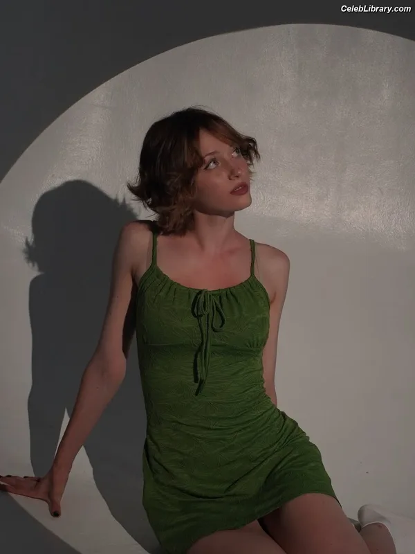 Jasmin Begalinova photo 19 of 117