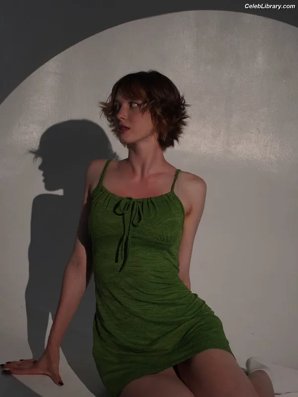 Jasmin Begalinova photo 10 of 117