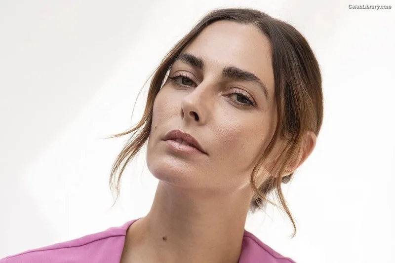 Javiera Díaz de Valdés photo 1 of 2
