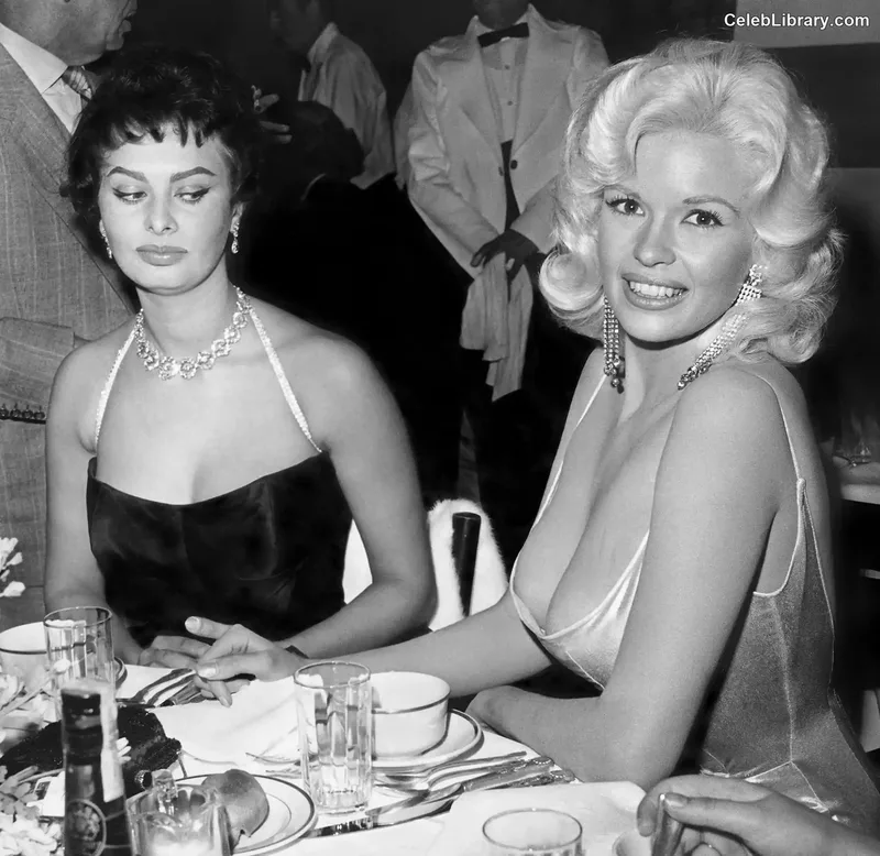 Jayne Mansfield photo 4 of 27