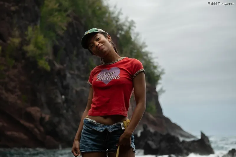 Jaz Sinclair photo 19 of 85
