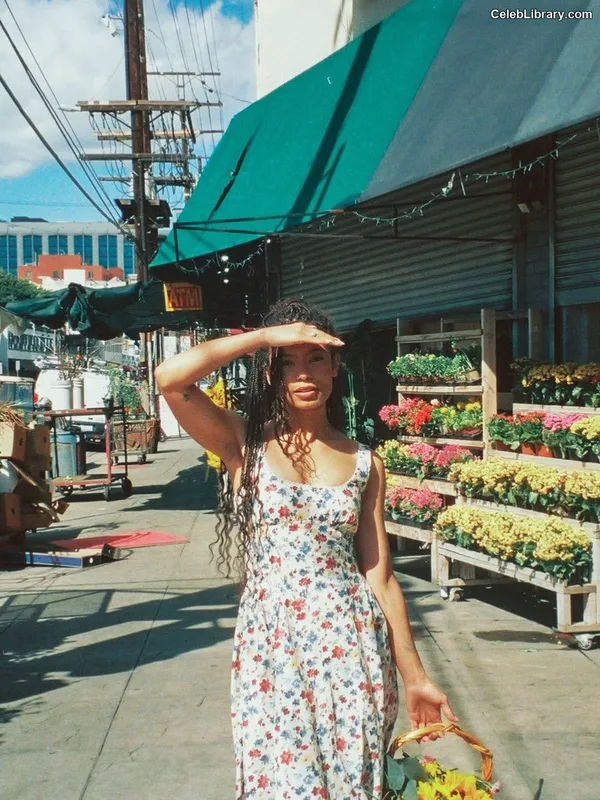 Jaz Sinclair photo 4 of 85