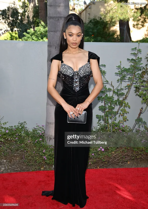Jaz Sinclair photo 10 of 85
