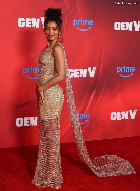 Jaz Sinclair photo 6 of 85