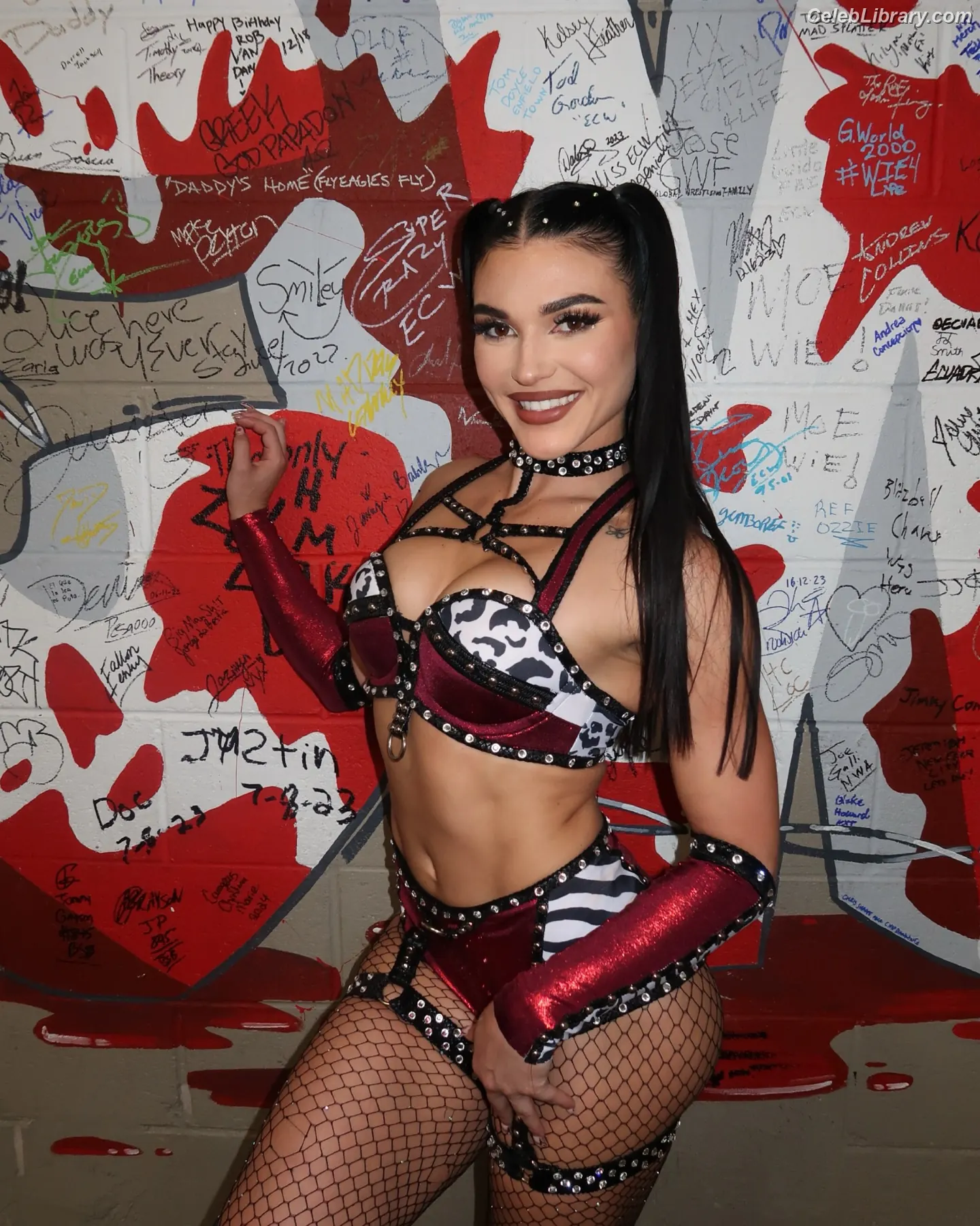 Jazmyn Nyx photo 3 of 755