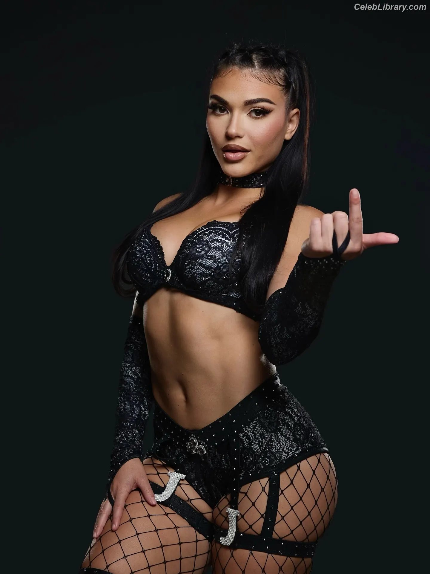 Jazmyn Nyx photo 2 of 755
