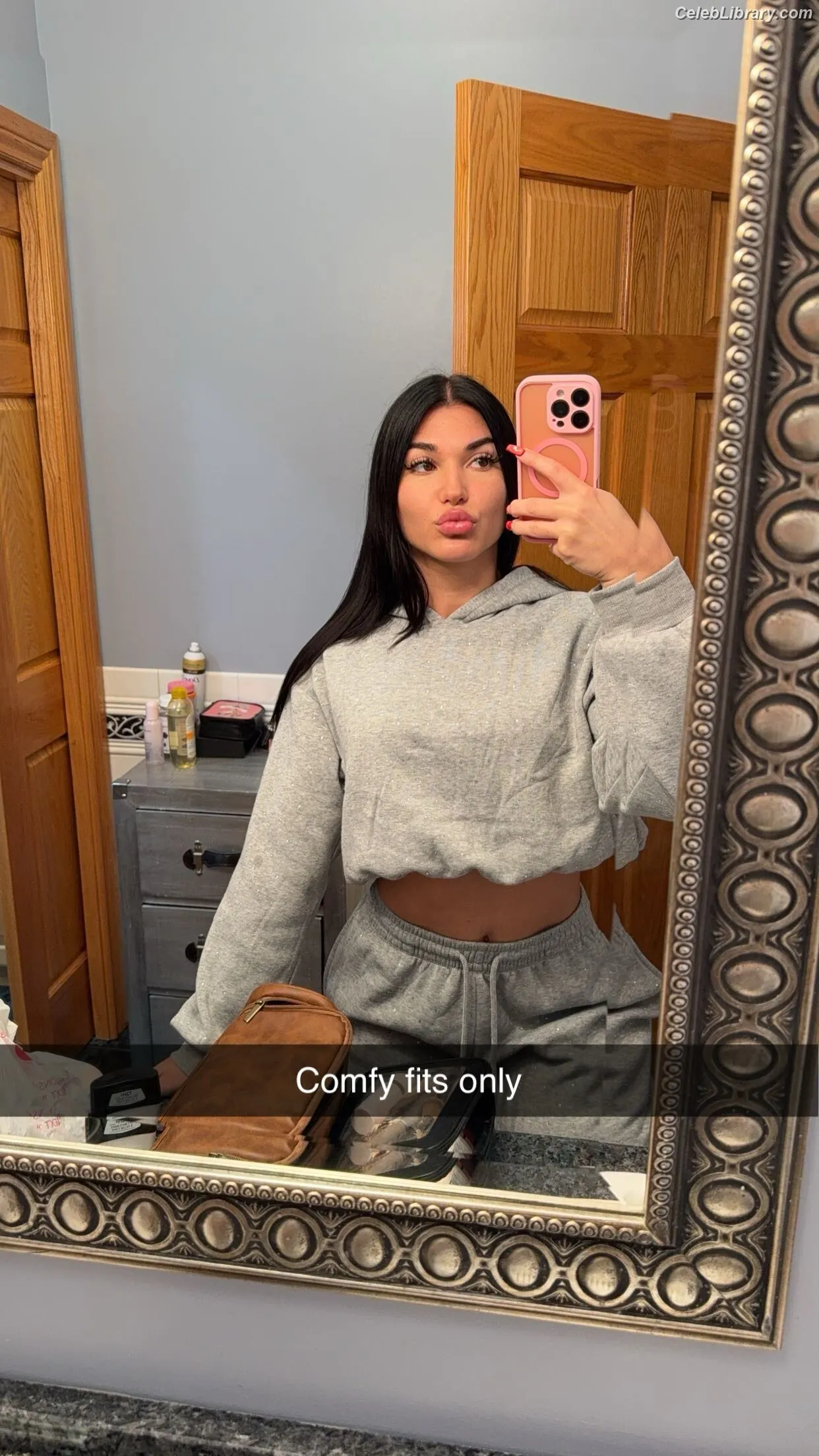 Jazmyn Nyx photo 4 of 755