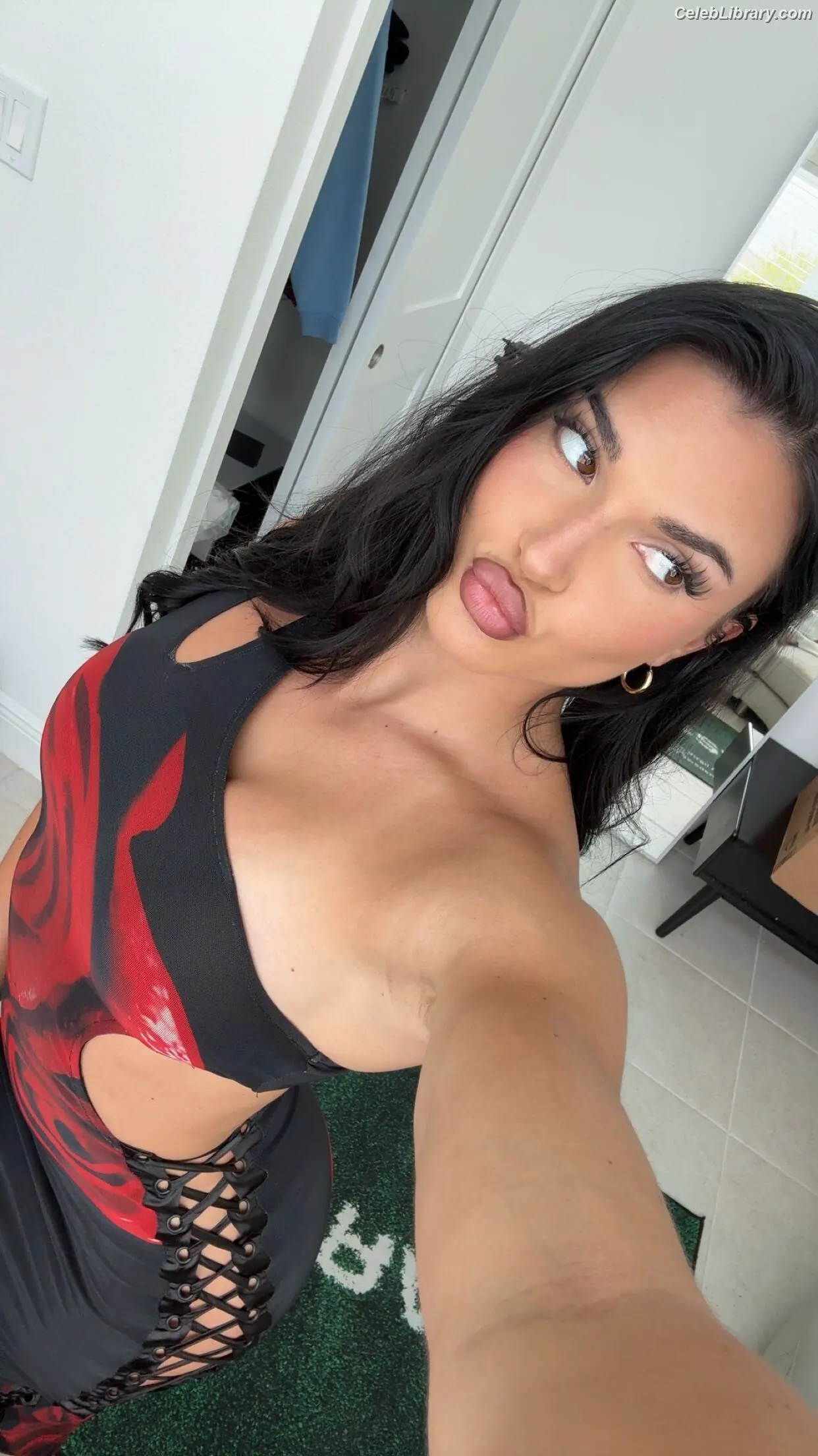 Jazmyn Nyx photo 18 of 755