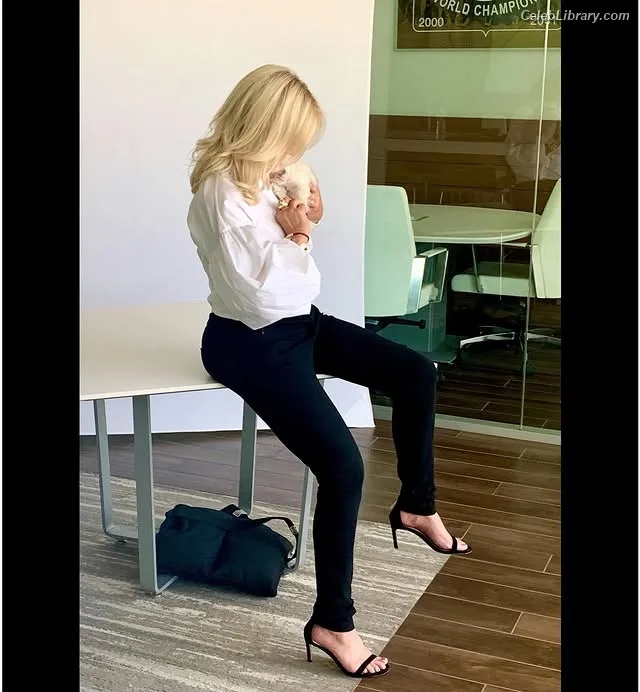 Jeanie Buss photo 2 of 43