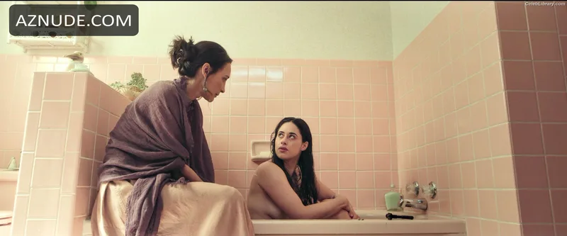 Jeanine Mason photo 13 of 14