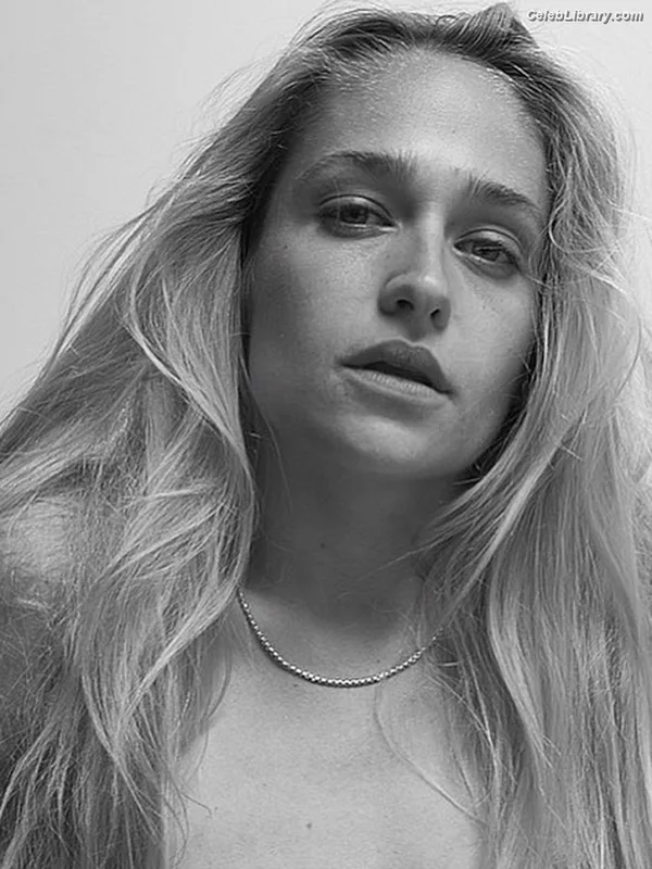Jemima Kirke photo 5 of 42