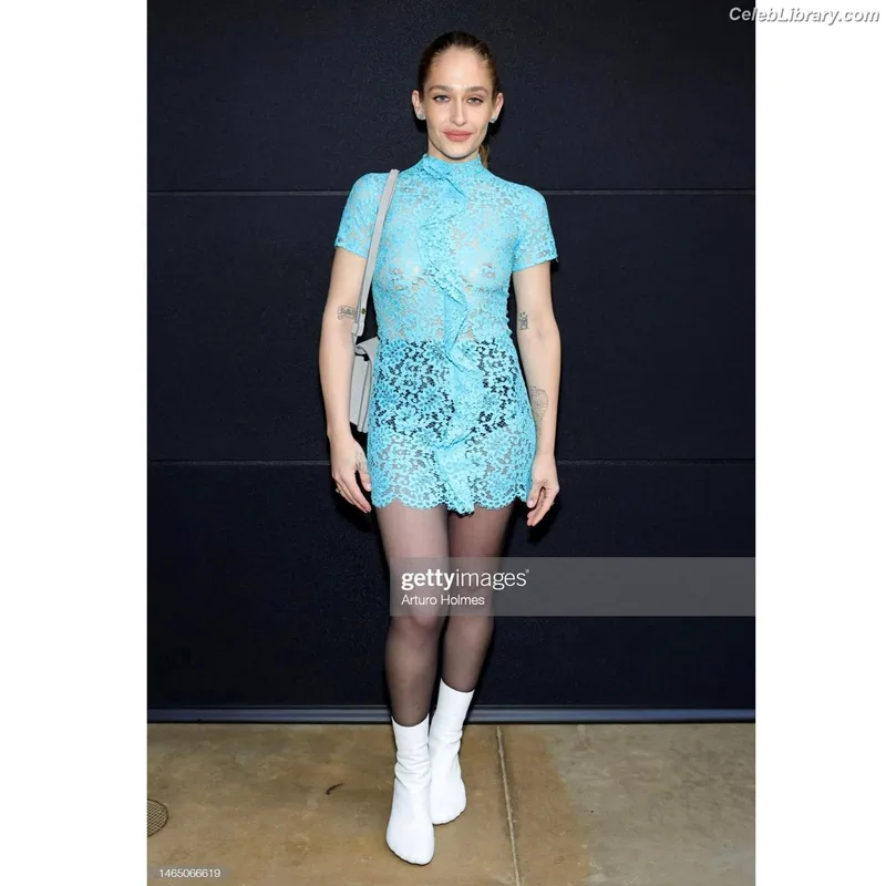 Jemima Kirke photo 8 of 42