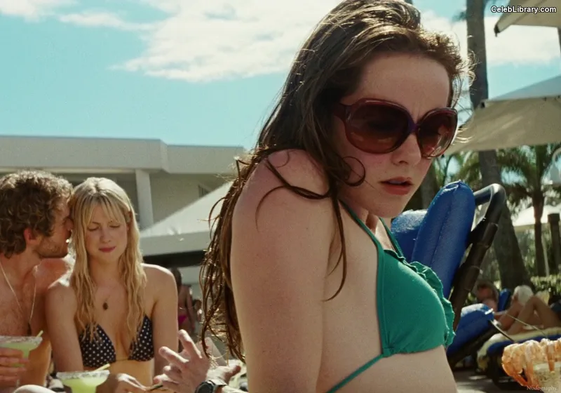 Jena Malone photo 3 of 22