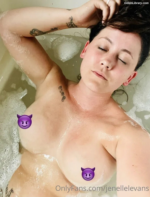 Jenelle Evans photo 21 of 224