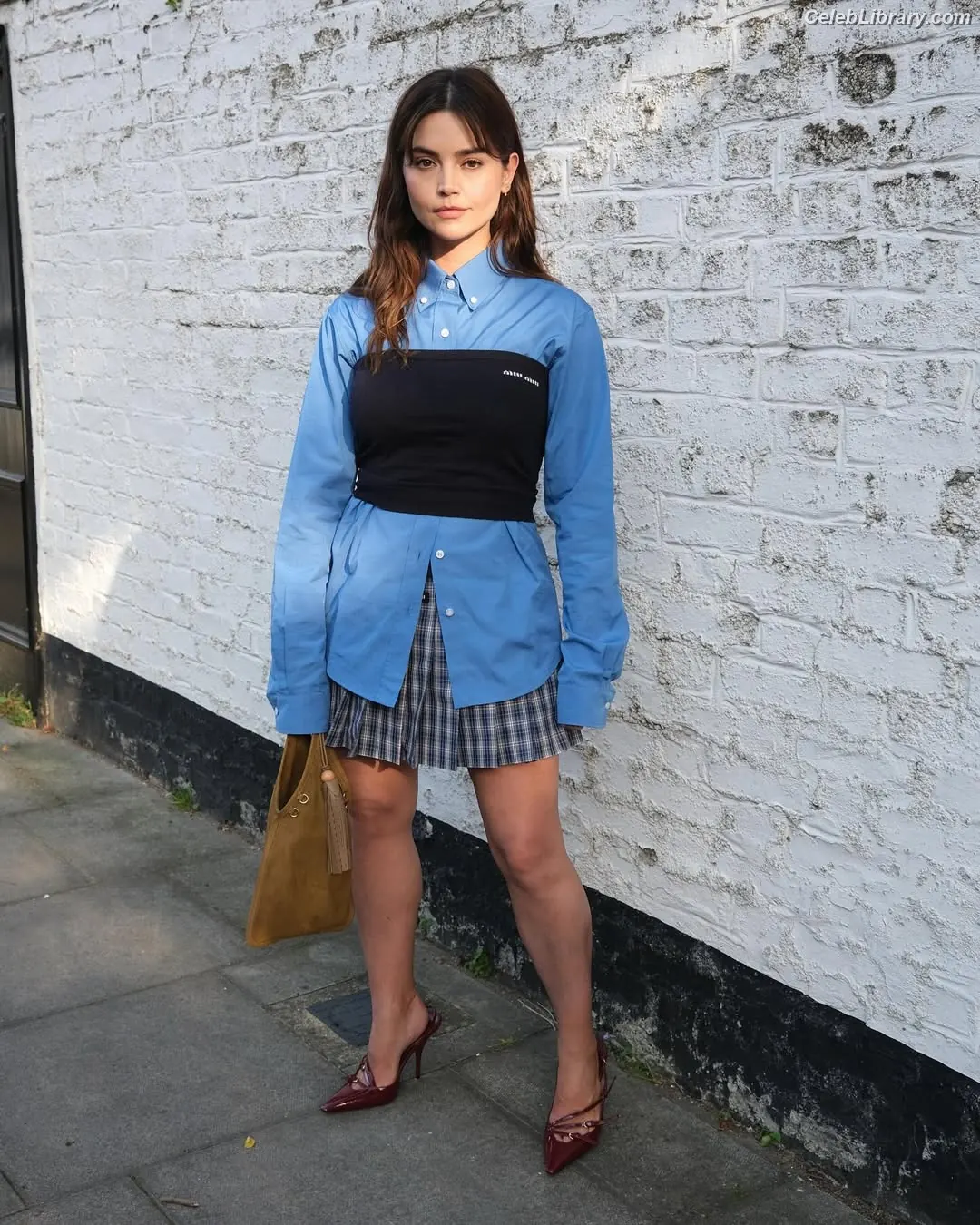 Jenna Coleman photo 22 of 499