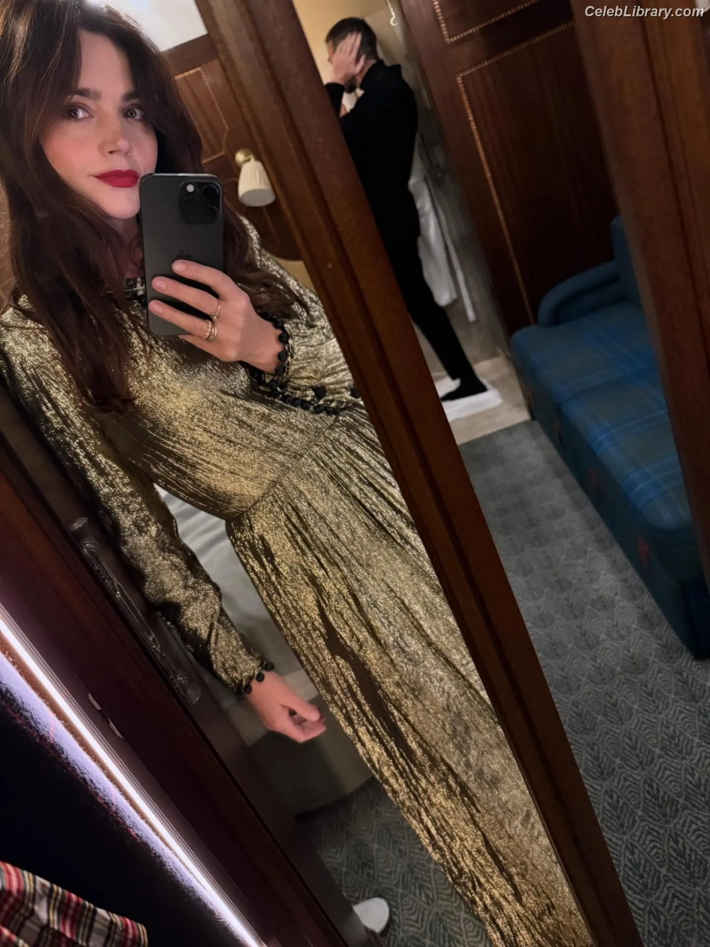 Jenna Coleman photo 6 of 499