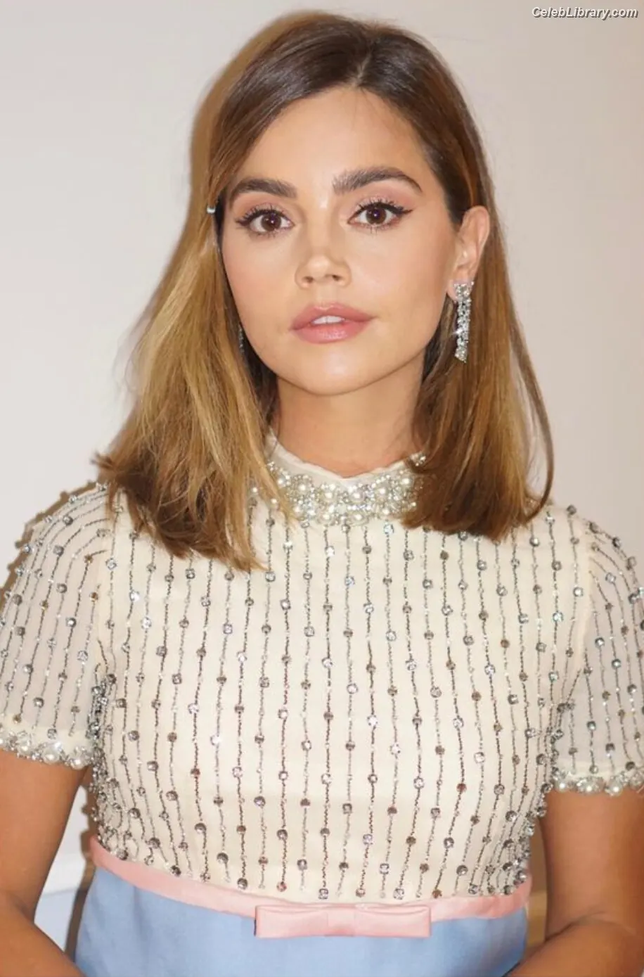 Jenna Coleman photo 22 of 499