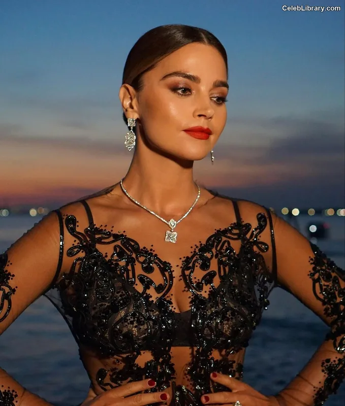 Jenna Coleman photo 13 of 499