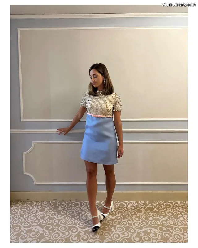Jenna Coleman photo 14 of 499