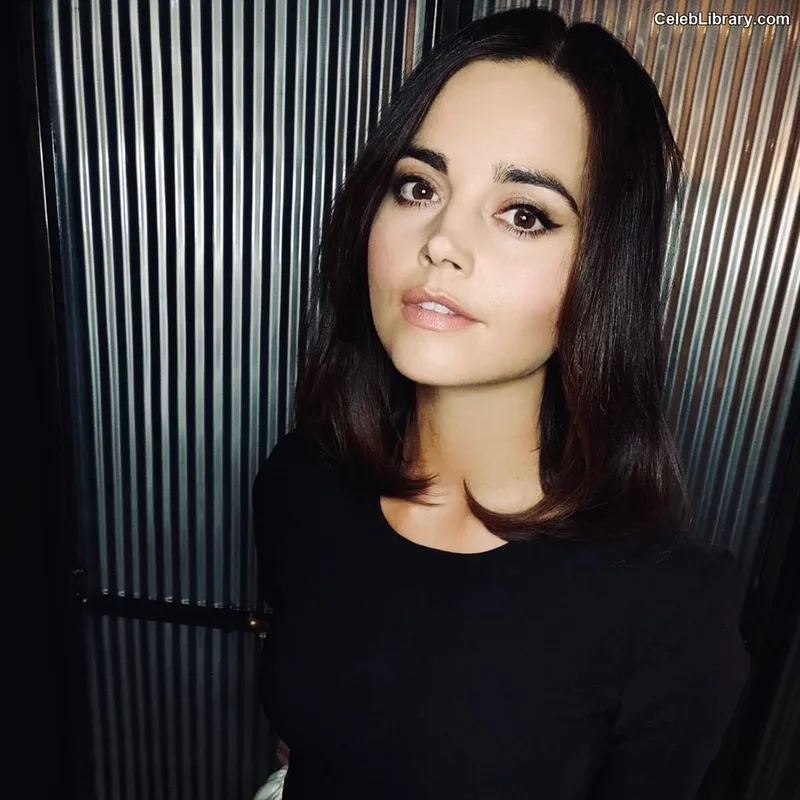 Jenna Coleman photo 20 of 499