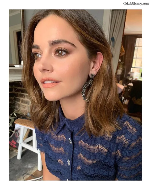 Jenna Coleman photo 11 of 499