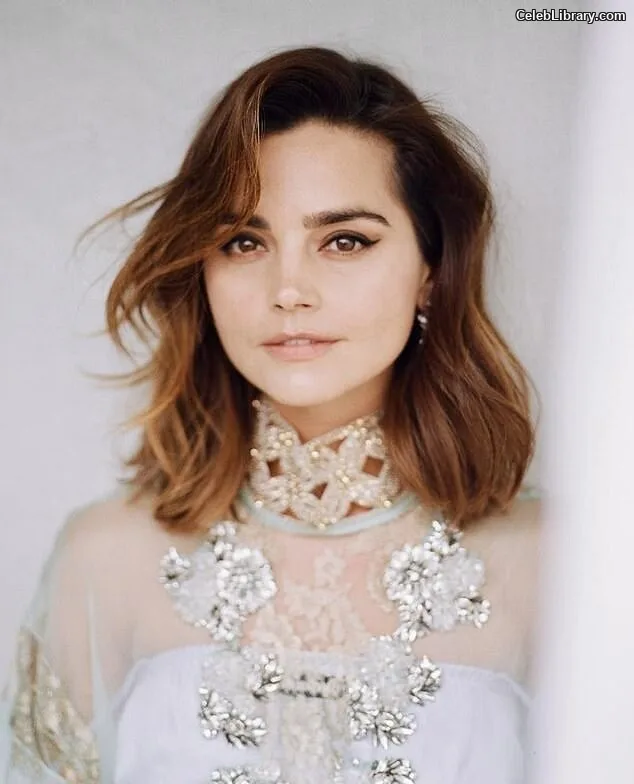 Jenna Coleman photo 12 of 499