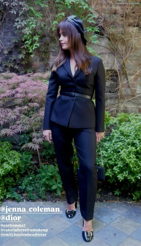Jenna Coleman photo 7 of 499