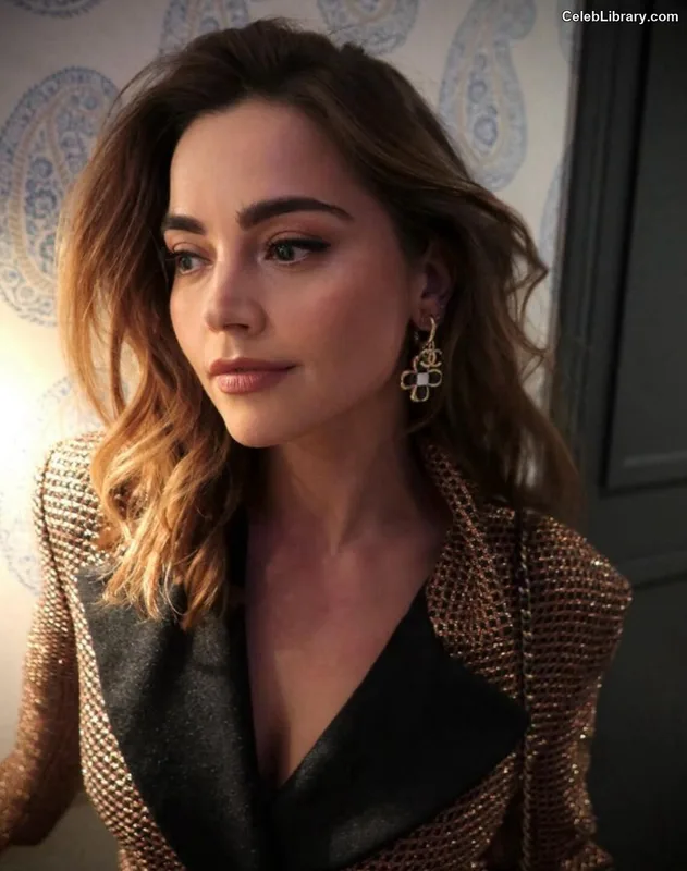 Jenna Coleman photo 17 of 499