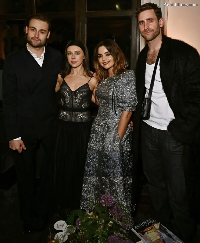 Jenna Coleman photo 15 of 499