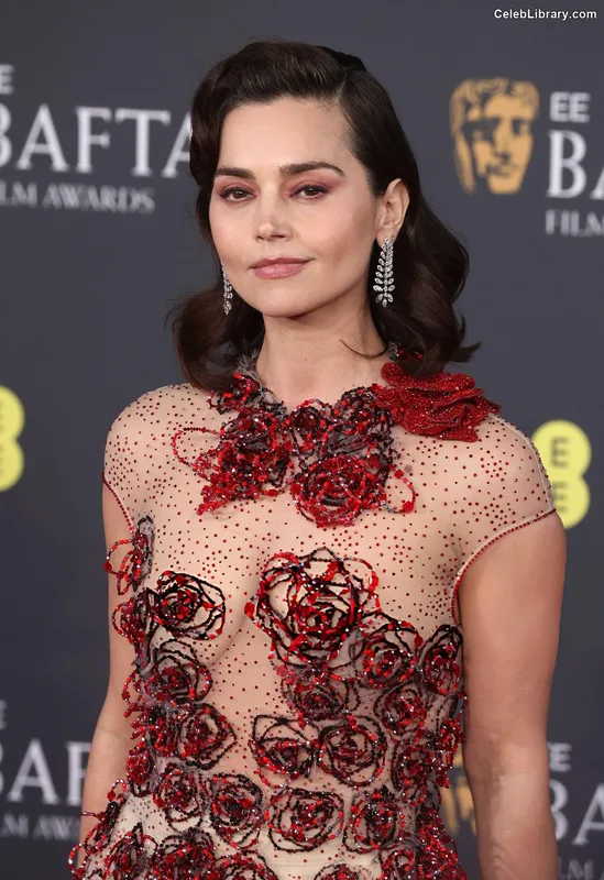 Jenna Coleman photo 16 of 499