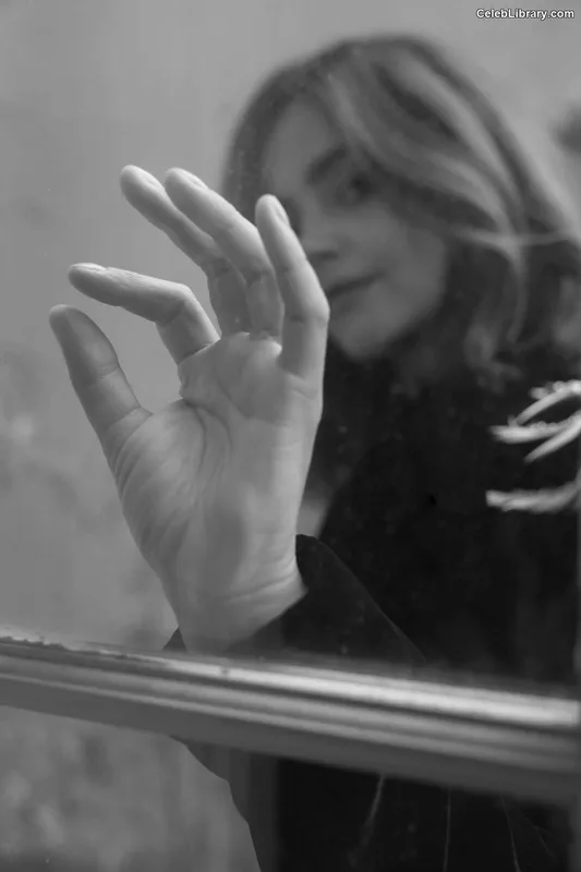 Jenna Coleman photo 14 of 499