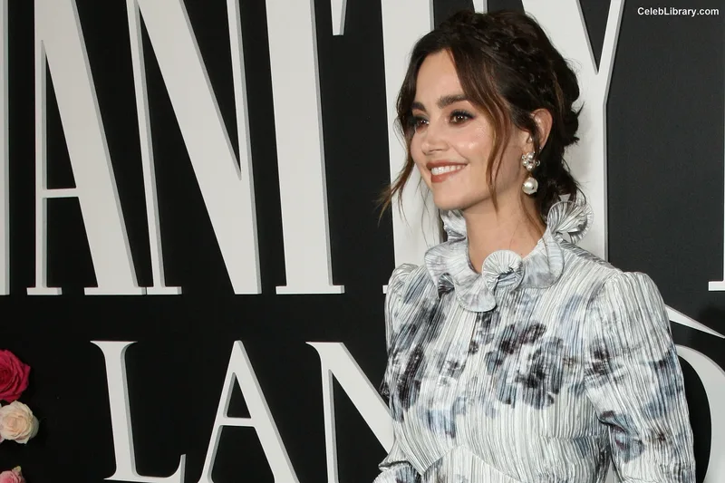 Jenna Coleman photo 17 of 499