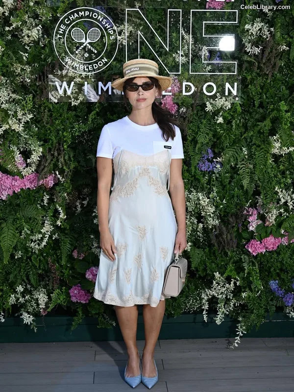 Jenna Coleman photo 23 of 499