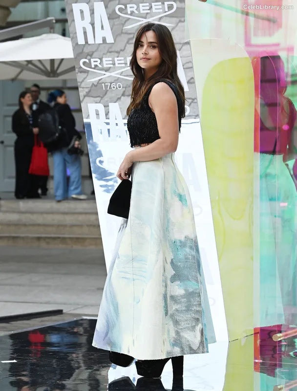 Jenna Coleman photo 2 of 499