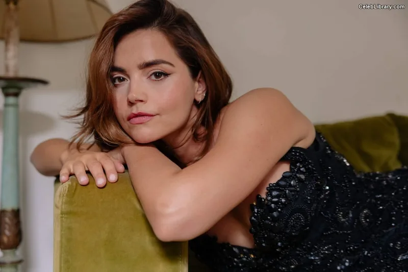 Jenna Coleman photo 23 of 499