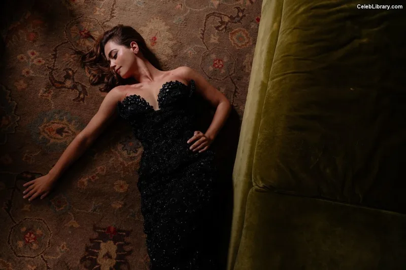Jenna Coleman photo 6 of 499