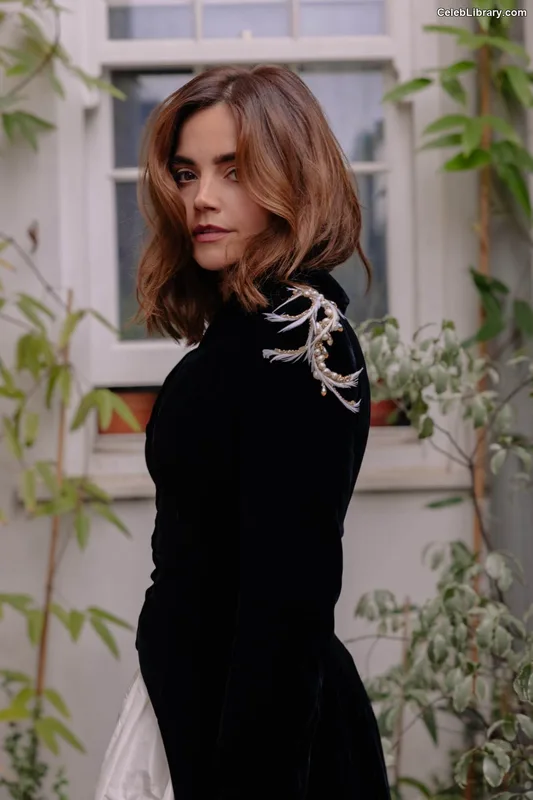 Jenna Coleman photo 7 of 499